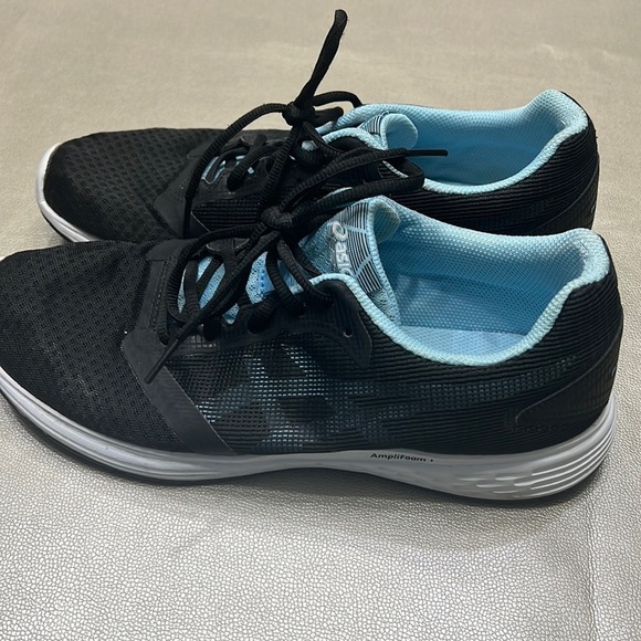 Asics Patriot 10 Running Shoes Womens Size 10 BLACK/SKYLIGHT - Picture 3 of 5